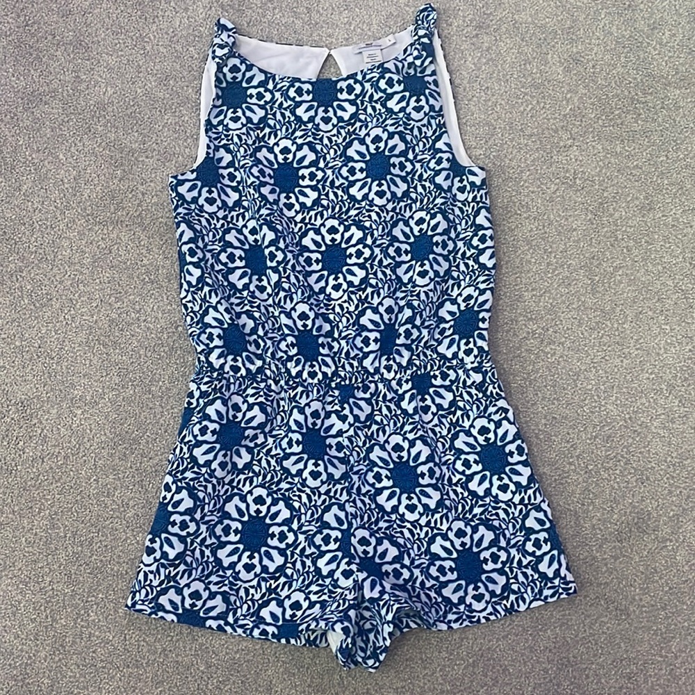 Vineyard Vines blue and white pattern jumpsuit